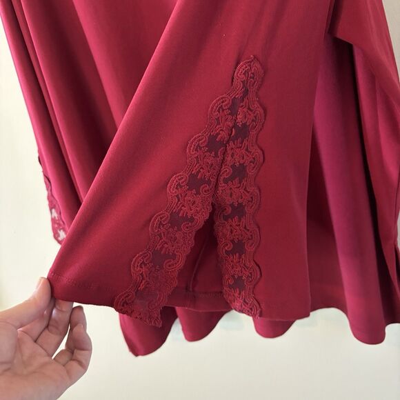 Susan Graver Liquid Knit Tunic Top Dark Red Lace Detail Mature Blouse Sz 3X - Picture 3 of 9